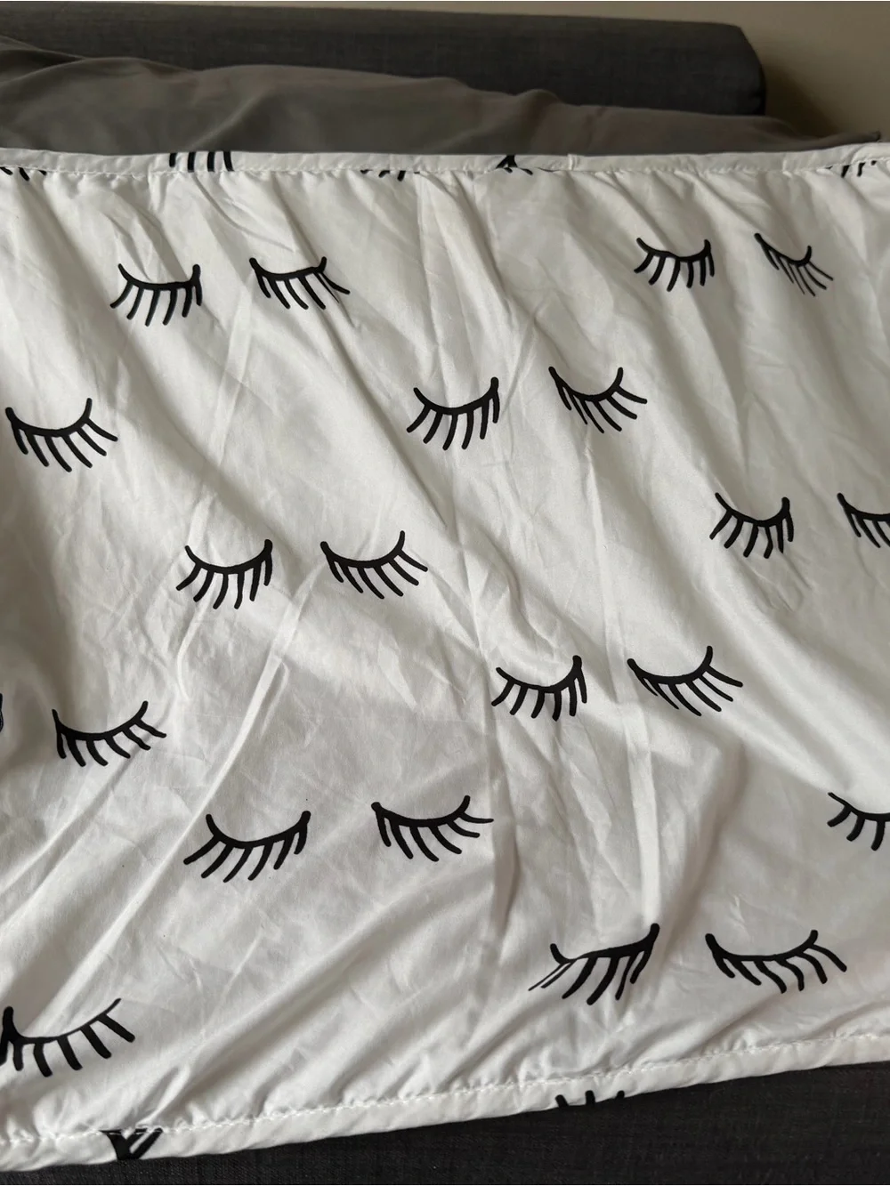 Reversible never used set of pillowcases